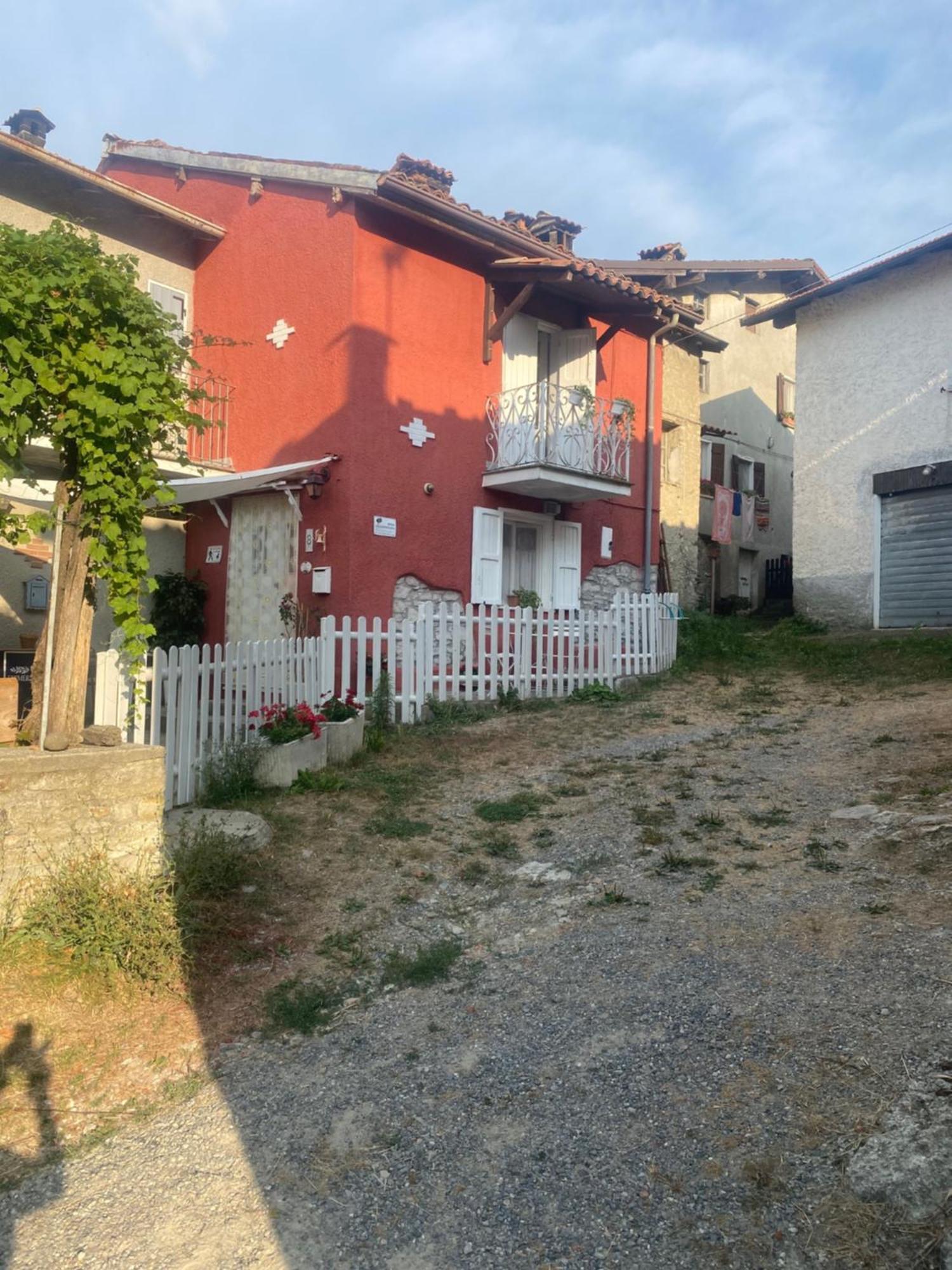 Jolie Petite Maison Chez Barbara Garbagna Exterior foto